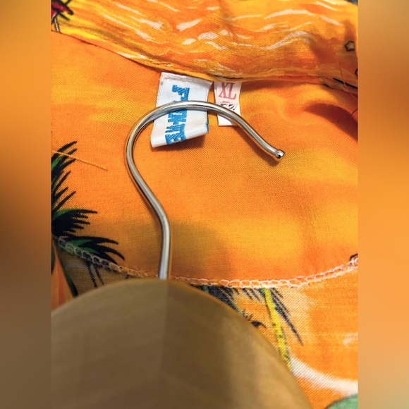 Hawaiian Fun Wear Vibrant Orange Vintage Hawaiian Shirt XL - Picture 4 of 7